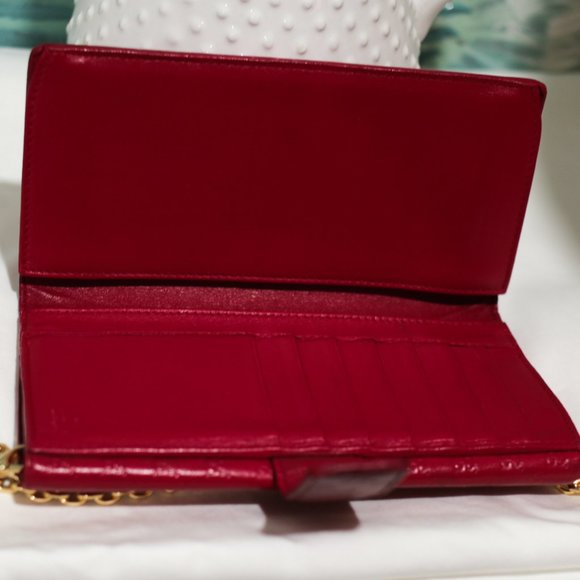 Gucci Micro Guccissima Red Wallet (Great Condition- Authentic) - Picture 3 of 5